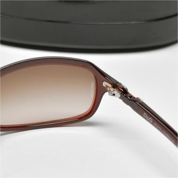 D&G Dolce & Gabanna Sunglasses with Case - Picture 10 of 12